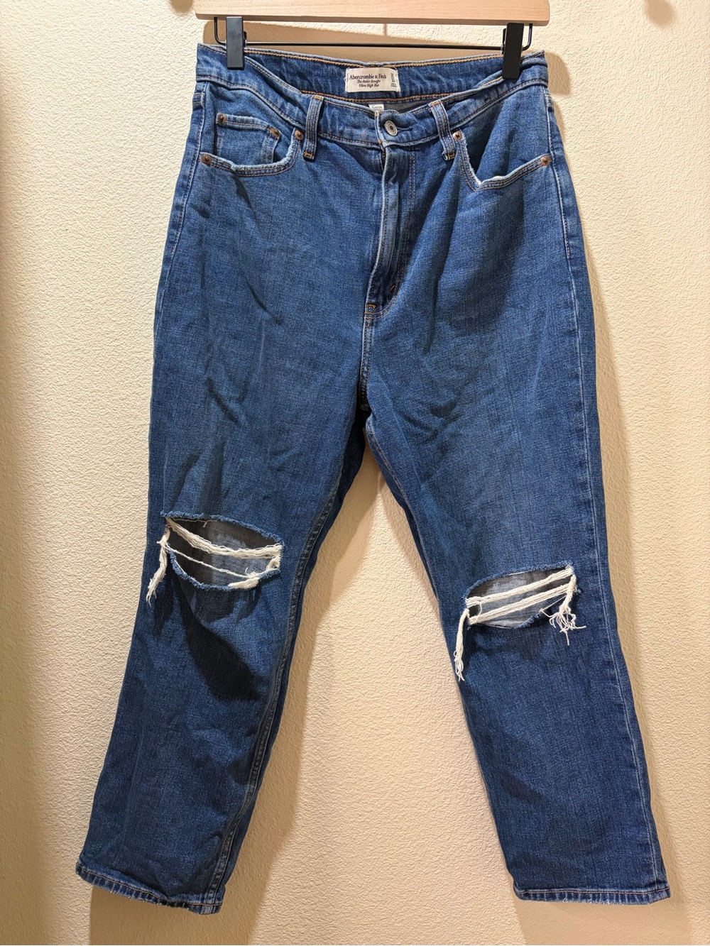 Women’s Abercrombie & Fitch Curve Love Ultra High Rise Ankle Straight Jeans